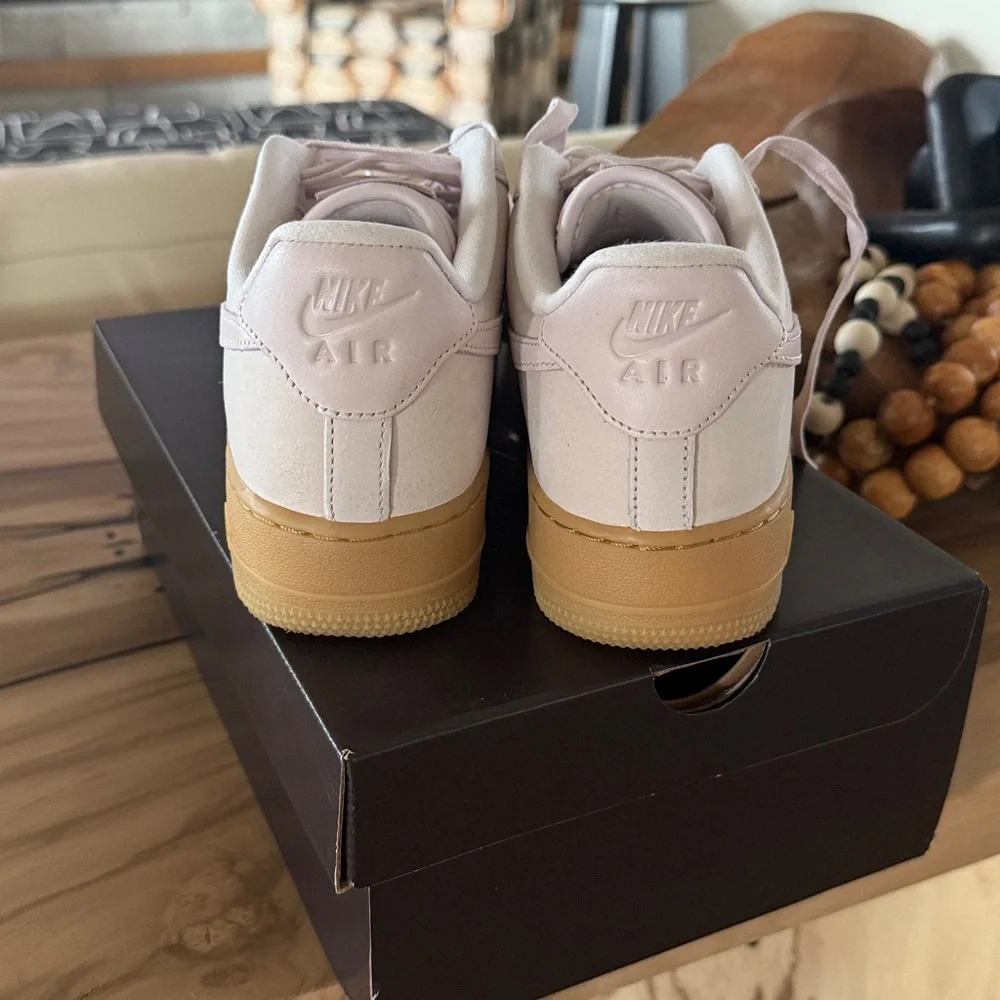 Nike Air Force 1 Shoes - Picture 9 of 15